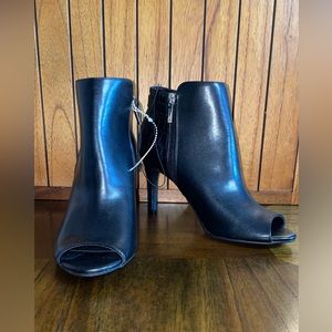 NWT BOOTIES PEEP TOE STILETTOS HEEL BUCKLE CROCODILE EMBASSED ANKLE ZIPPER  8.5